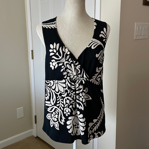 Ann Taylor Tops - ANN TAYLOR SLEEVELESS TOP.